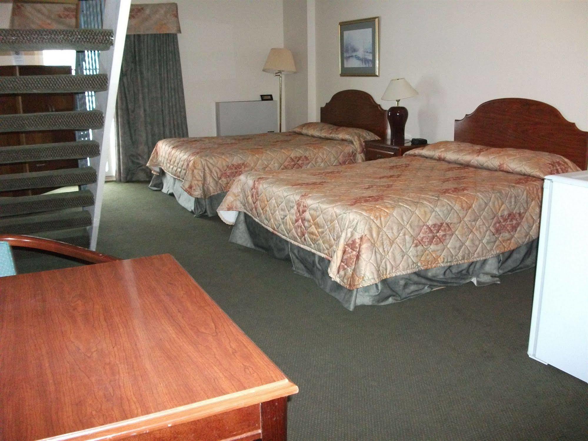 Travelodge By Wyndham Wasaga Beach Pokój zdjęcie