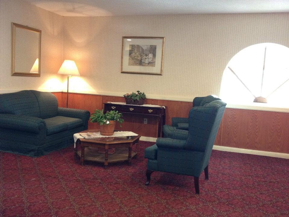 Travelodge By Wyndham Wasaga Beach Zewnętrze zdjęcie